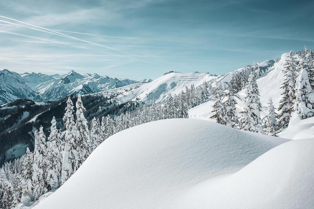 Aurora Mountain Chalet By We Rent, Summercard Included คาพรูน ภายนอก รูปภาพ