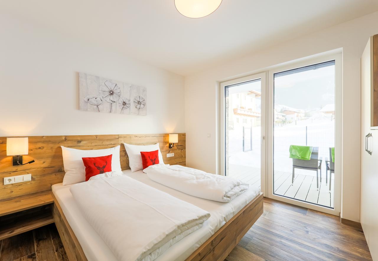 Aurora Mountain Chalet By We Rent, Summercard Included คาพรูน ภายนอก รูปภาพ