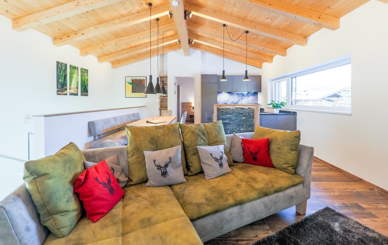 Aurora Mountain Chalet By We Rent, Summercard Included คาพรูน ภายนอก รูปภาพ