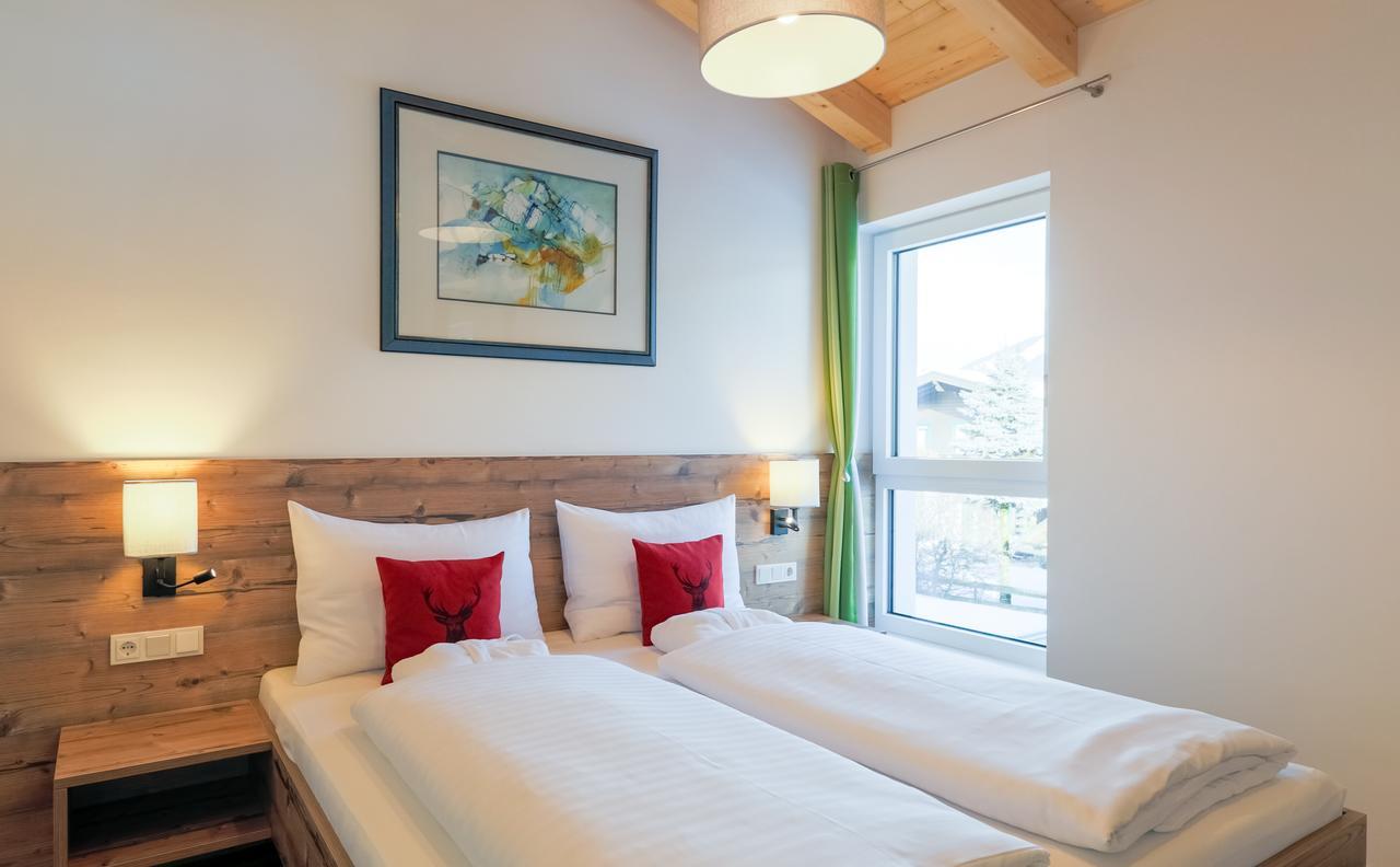 Aurora Mountain Chalet By We Rent, Summercard Included คาพรูน ภายนอก รูปภาพ