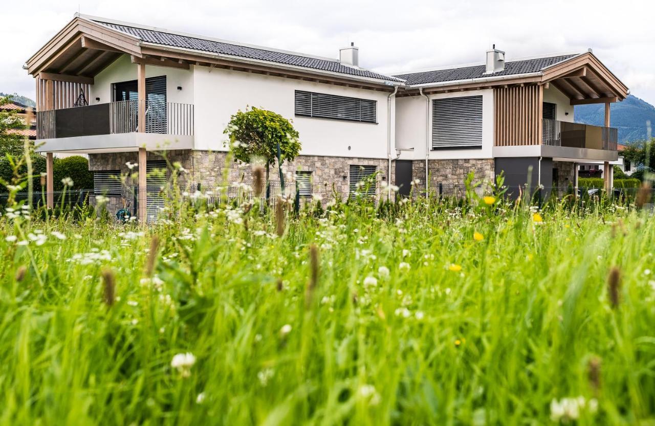 Aurora Mountain Chalet By We Rent, Summercard Included คาพรูน ภายนอก รูปภาพ